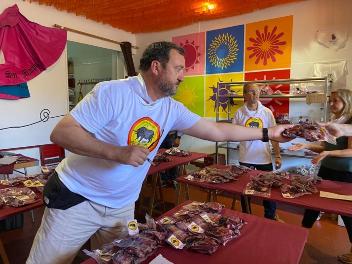 Revive el S&aacute;bado &lsquo;Ag&eacute;s&rsquo;: Las mejores fotos de las tajadas y de las subastas, la Feria Taurina y el sanjuanea con los subastadores | Imagen 2