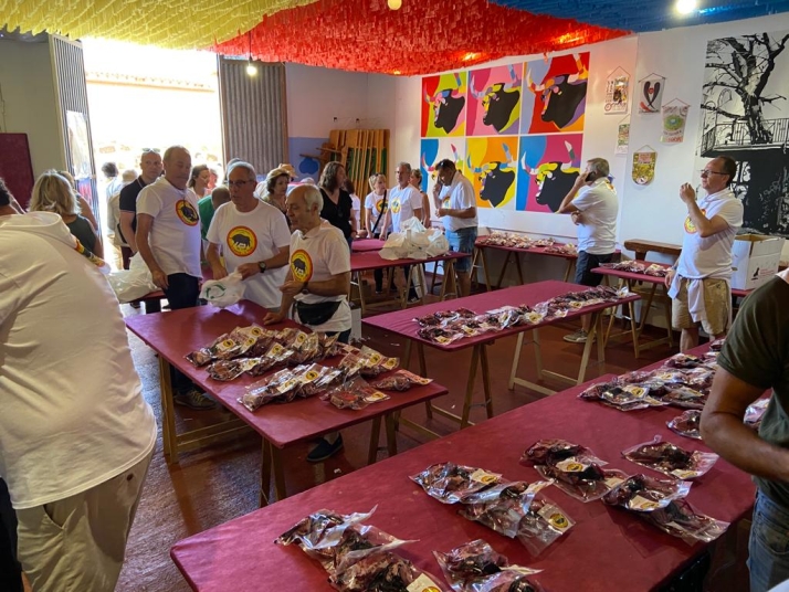 EN FOTOS | De ruta para recoger la tajada por las Cuadrillas en el S&aacute;bado Ag&eacute;s | Imagen 3