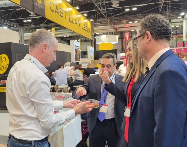 Más de 63 países descubren en Madrid el sabor de las frutas y hortalizas de Castilla y León
