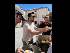 Distintas imágenes, cedidas por los vecinos, de la celebración de la Semana Santa en Utrilla.