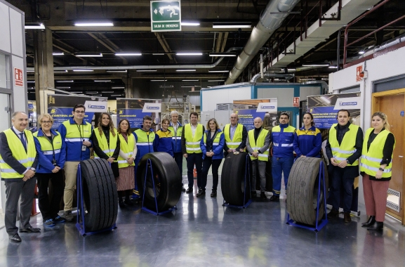 Mañueco pide para la automoción de Castilla y León una transición justa y ordenada hacia la nueva movilidad