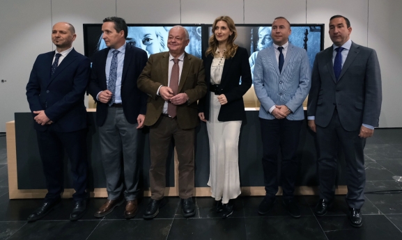 El centenario del nacimiento de Carmen Martín Gaite mostrará la vida y obra de una de las escritoras más deslumbrantes del siglo XX