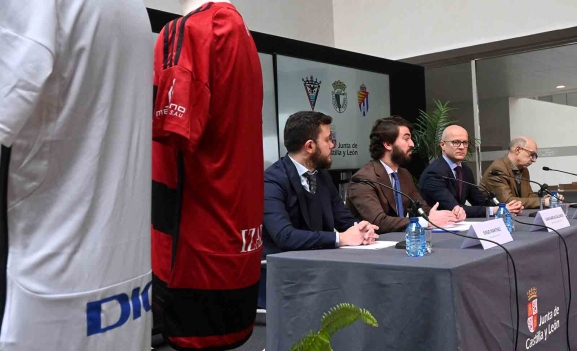 Castilla y León patrocina por primera vez a sus clubes de fútbol de élite para convertirlos en escaparate de lo mejor de la región