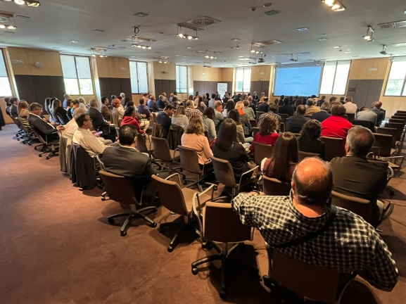 La Junta aumentará hasta los 15 millones de euros su aportación para mejorar las condiciones de acceso de los profesionales del campo a los seguros agrarios