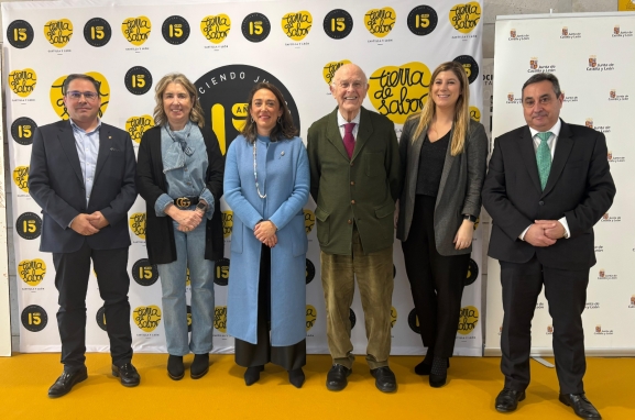 Cáritas, Cruz Roja y Banco de Alimentos reciben una subvención de 300.000 euros para llevar los productos de Tierra de Sabor a las familias vulnerables