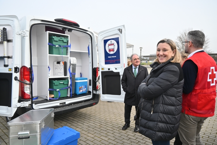 Castilla y León financia 27 vehículos asistenciales a Cruz Roja en la región con 1,7 M&euro;