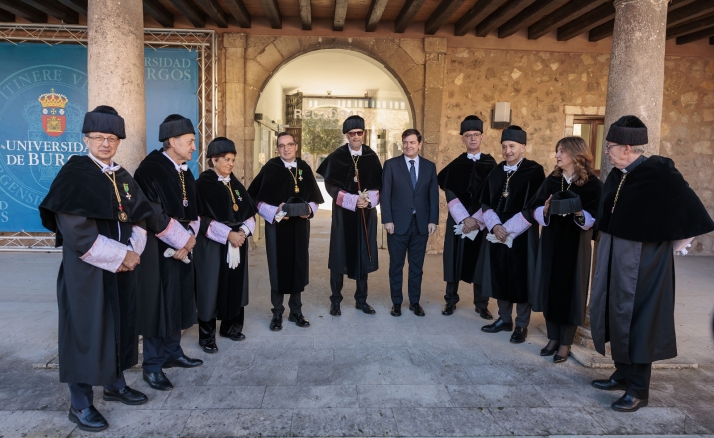 Mañueco anuncia nuevas reuniones con los rectores de las universidades de Burgos y León para avanzar en la implantación de los grados de Medicina