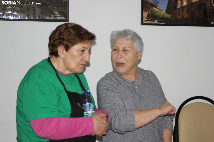 Rosquillos y floretas: protagonistas de la jornada de convivencia extreme&ntilde;a, en im&aacute;genes