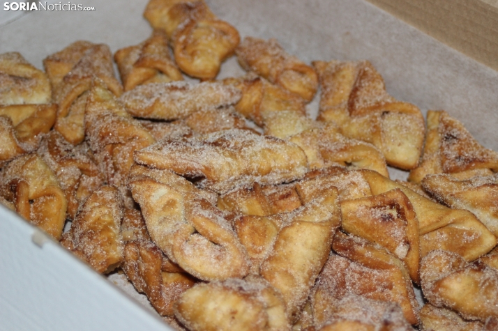 Rosquillos y floretas: protagonistas de la jornada de convivencia extreme&ntilde;a, en im&aacute;genes