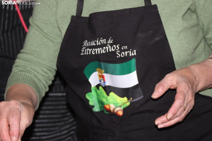 Rosquillos y floretas: protagonistas de la jornada de convivencia extreme&ntilde;a, en im&aacute;genes