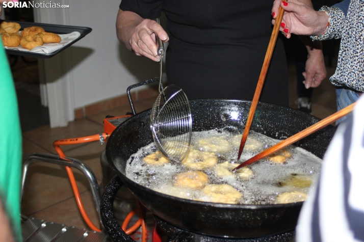 Rosquillos y floretas: protagonistas de la jornada de convivencia extreme&ntilde;a, en im&aacute;genes