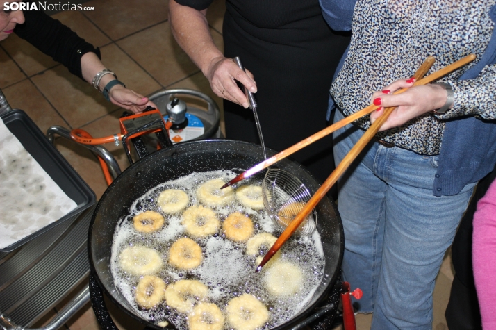Rosquillos y floretas: protagonistas de la jornada de convivencia extreme&ntilde;a, en im&aacute;genes