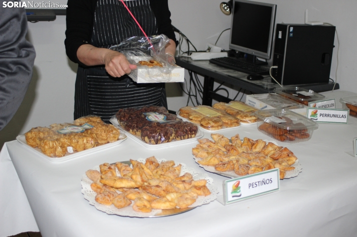 Rosquillos y floretas: protagonistas de la jornada de convivencia extreme&ntilde;a, en im&aacute;genes