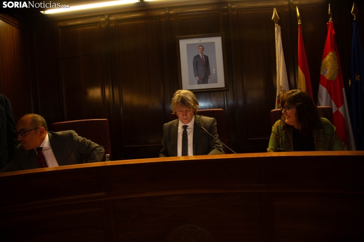 Pleno despedida Carlos Martínez