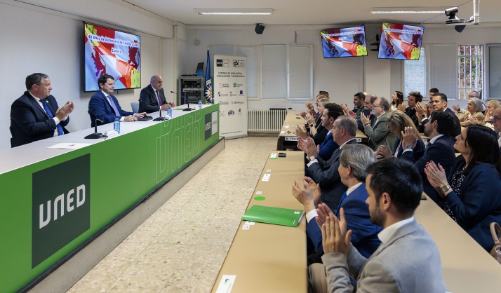 Mañueco reitera la gran proyección de futuro de Castilla y León y su protagonismo histórico como base para emprender, innovar e investigar